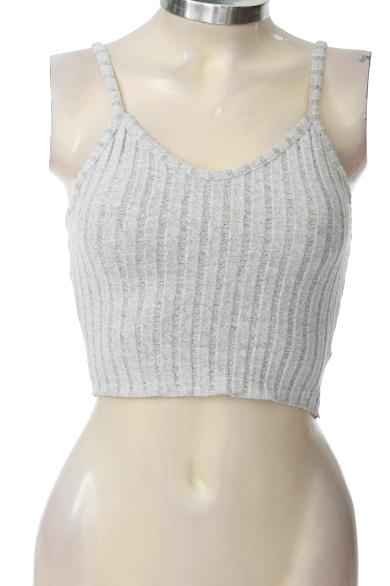 Top / Camiseta color Gris - Closeando