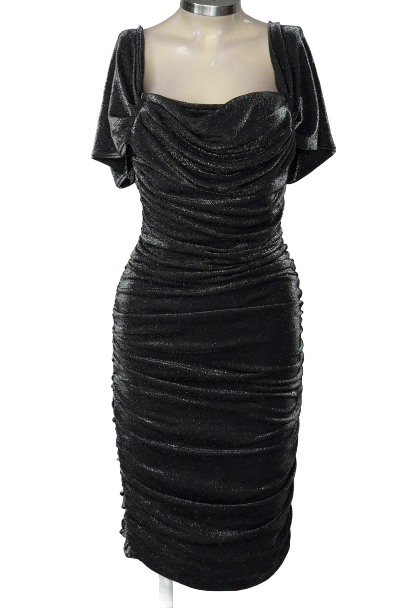 Vestido / Enterizo color Gris - Closeando