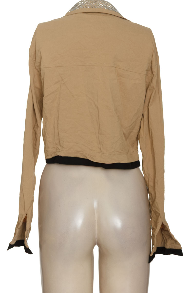 Blusa color Beige - Closeando