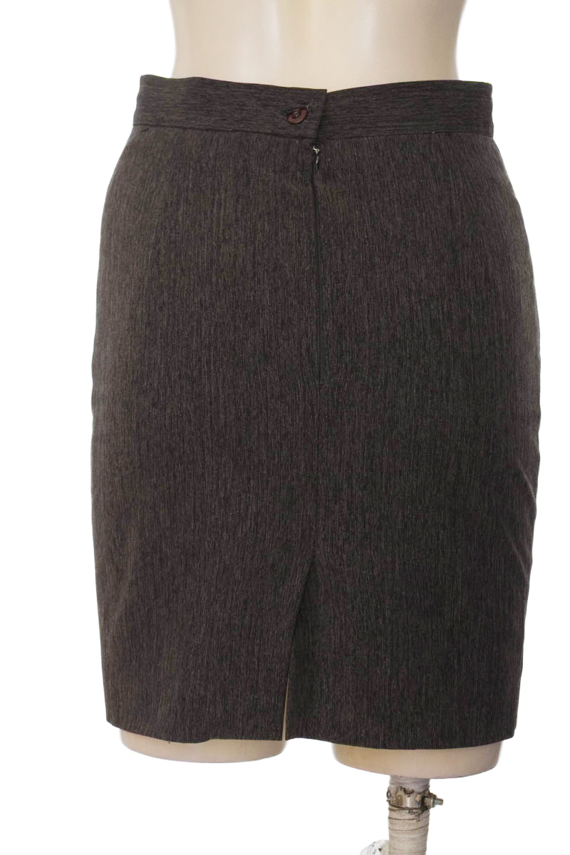 Falda color Gris - Luz Mery de Rodriguez 