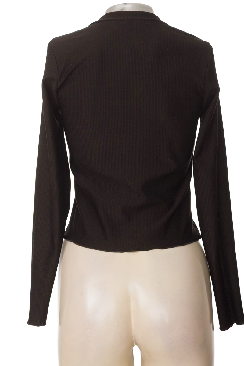 Sweater color Negro - ABRIL