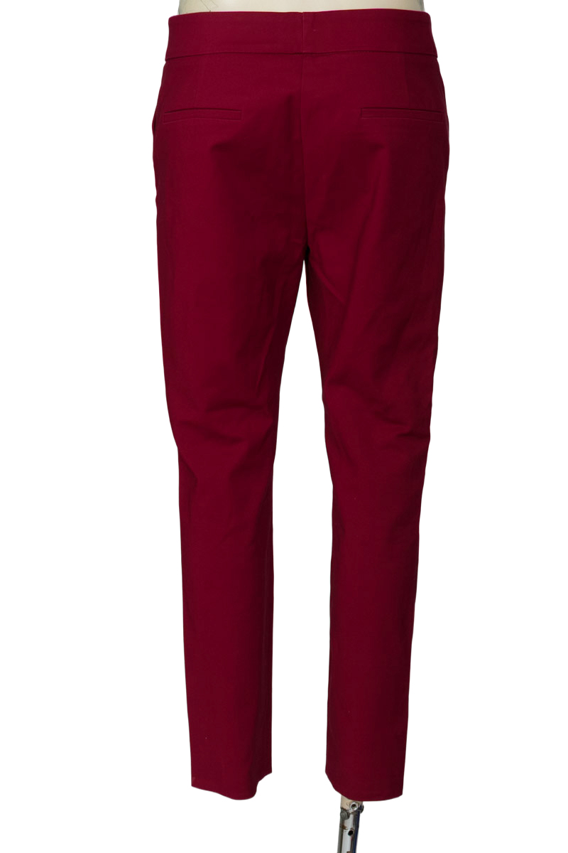 Pantalones color Vinotinto - MNG