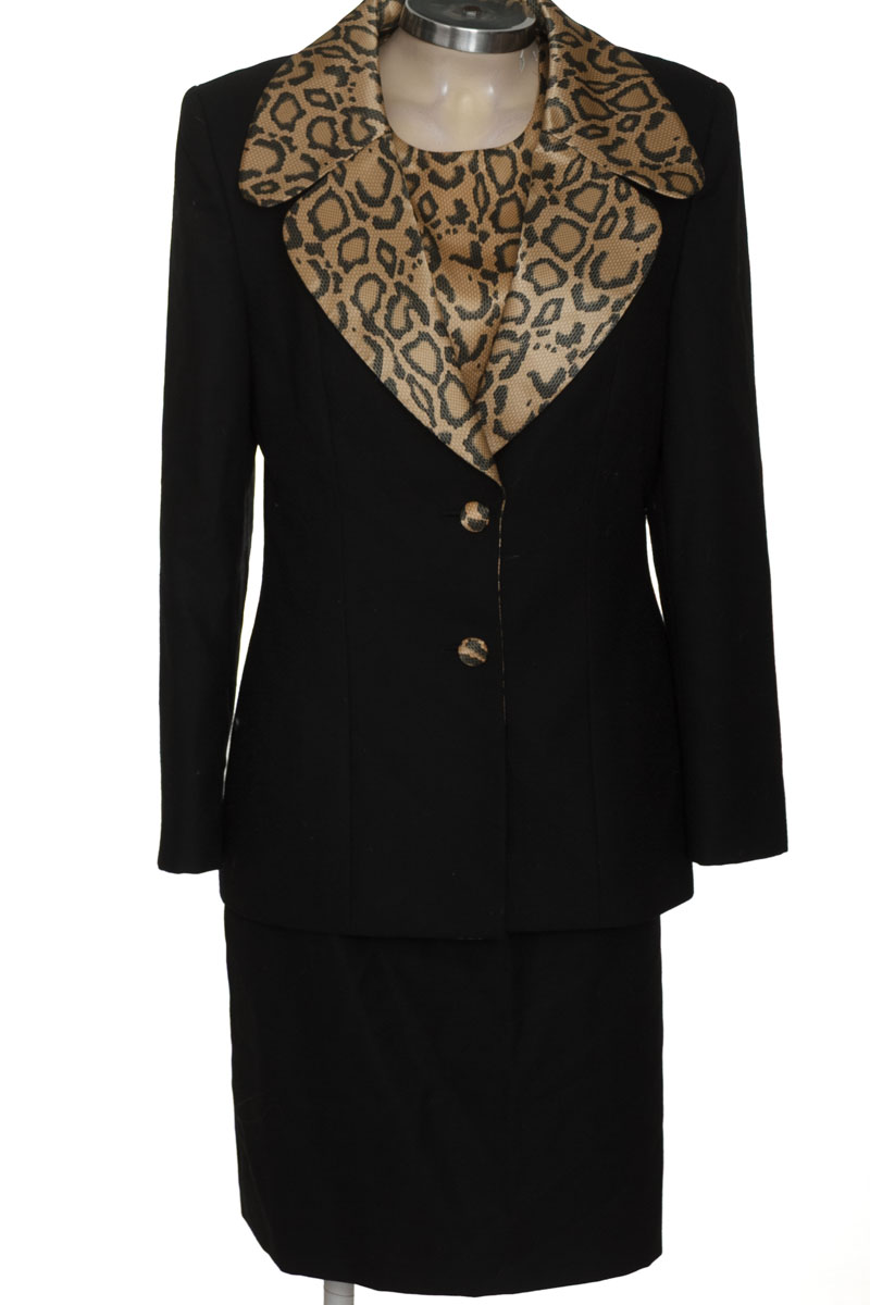 Vestido / Enterizo color Negro - Closeando