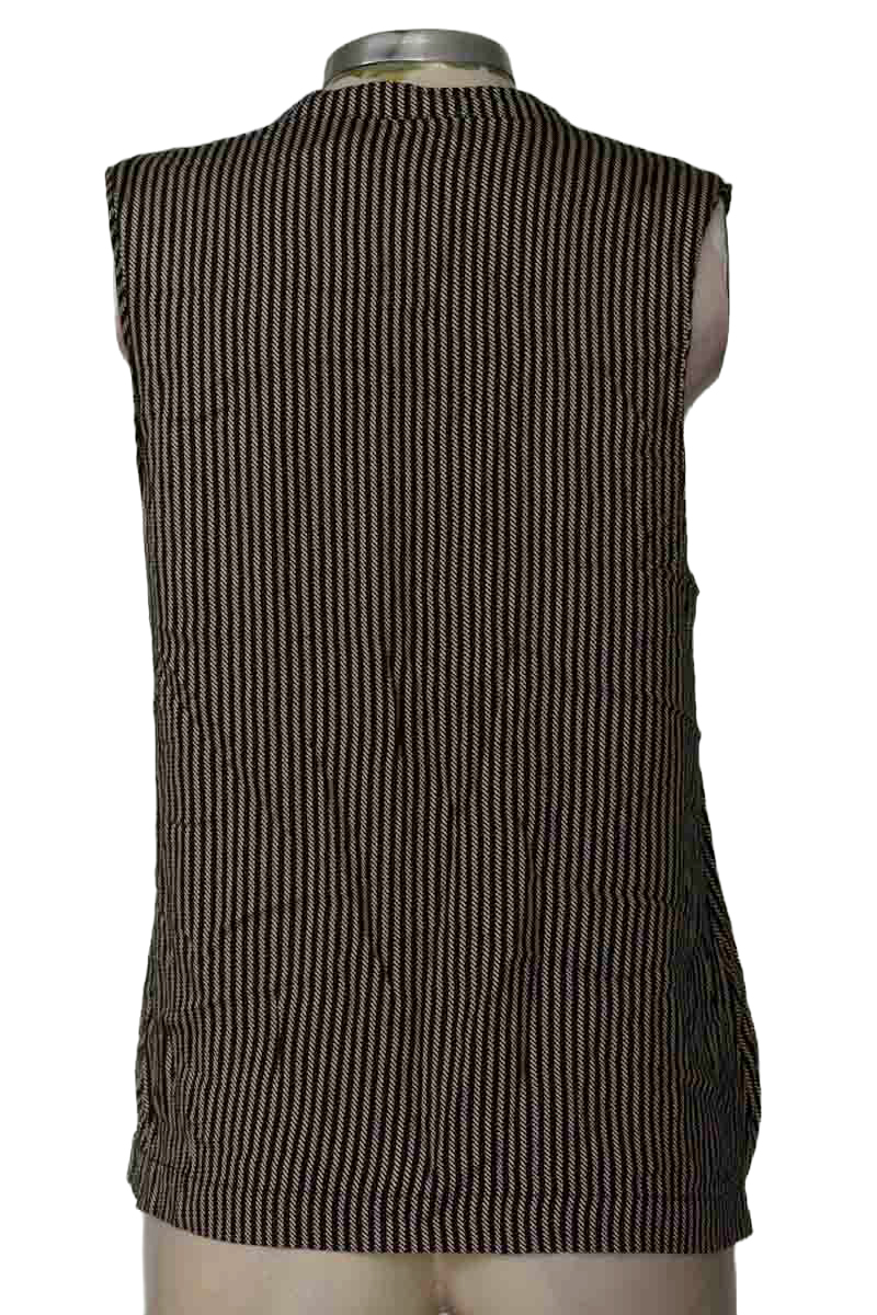 Top / Camiseta color Negro - Gef