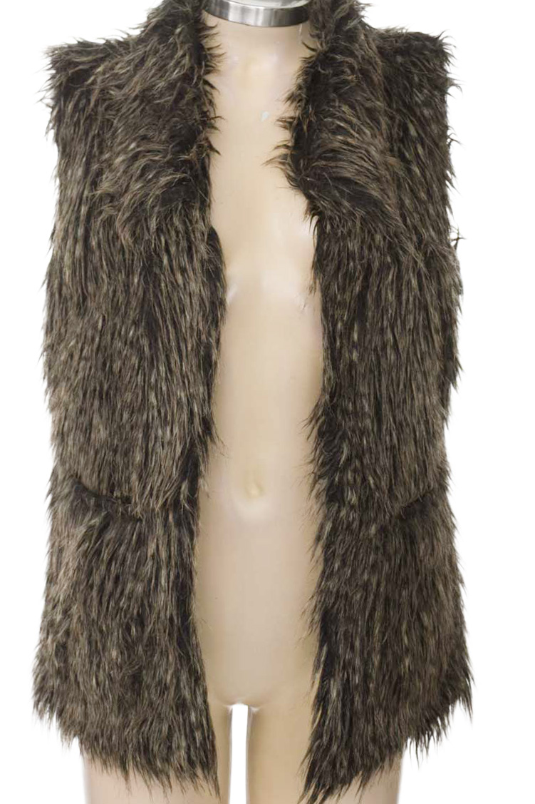 Chaqueta / Abrigo color Negro - Closeando