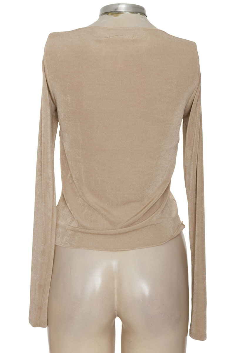 Top / Camiseta color Beige - Tennis