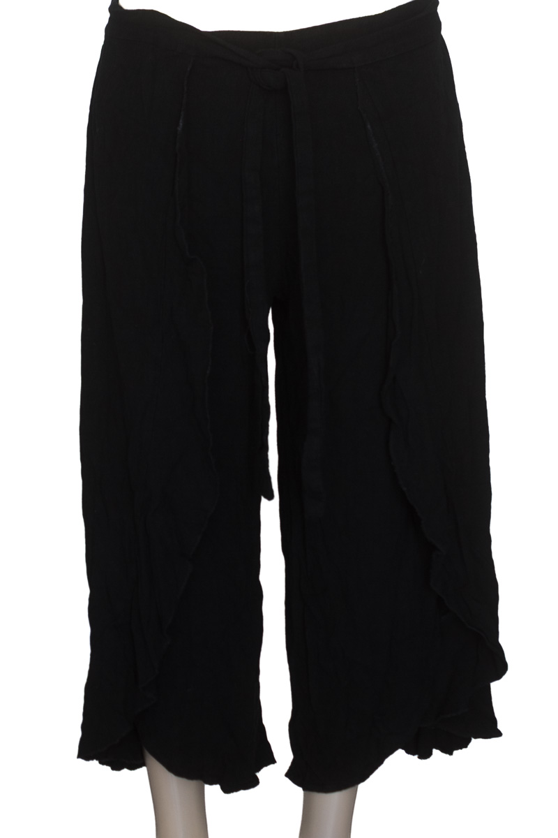 Pantalones color Negro - Bybla