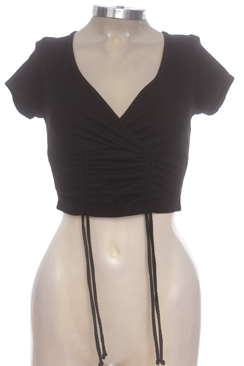 Top / Camiseta color Negro - Rebellious dreamer