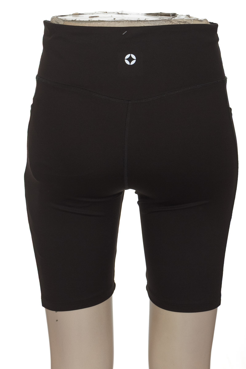 Ropa Deportiva / Salida de Baño color Negro - Ostu