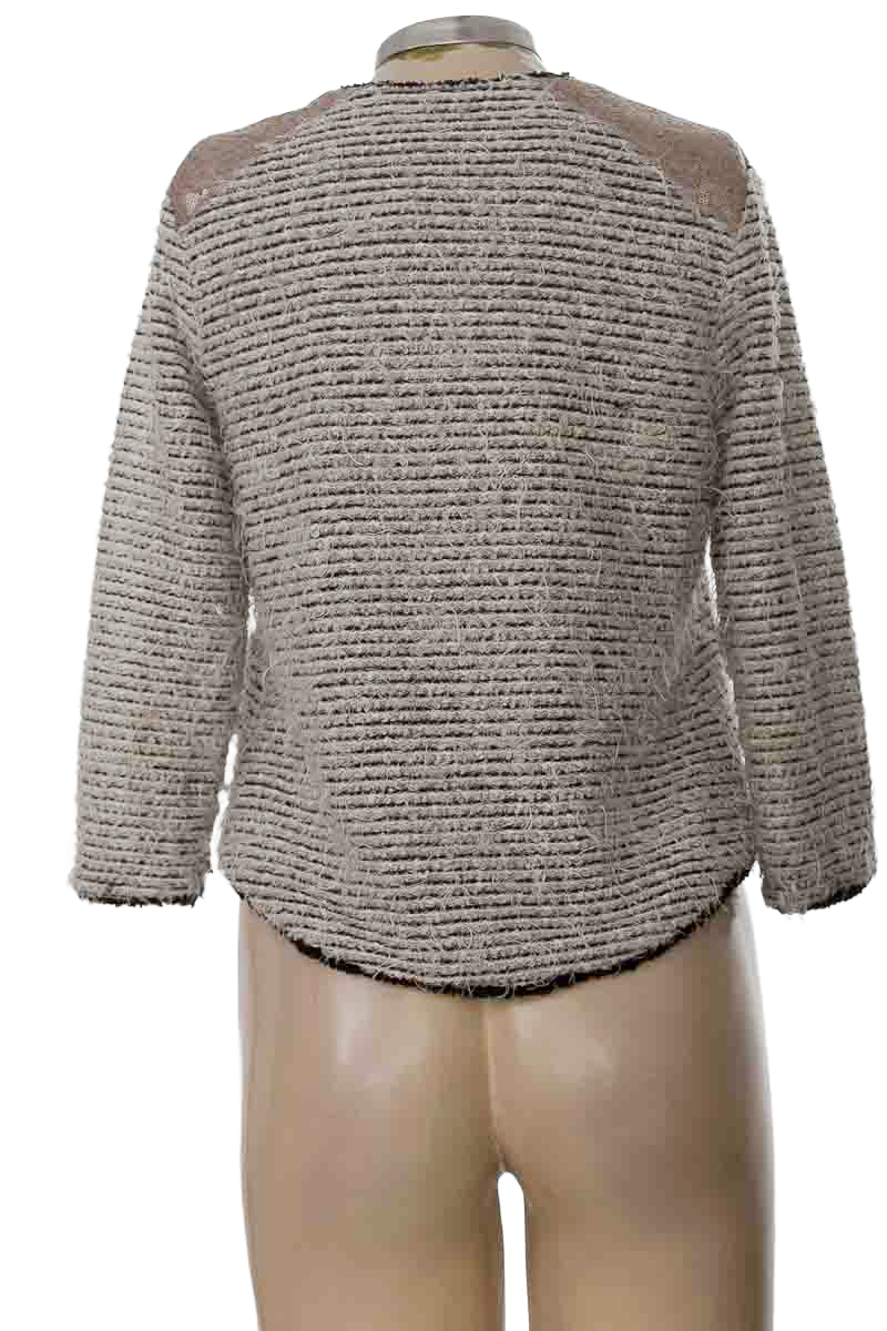 Chaqueta / Abrigo color Blanco - Esley