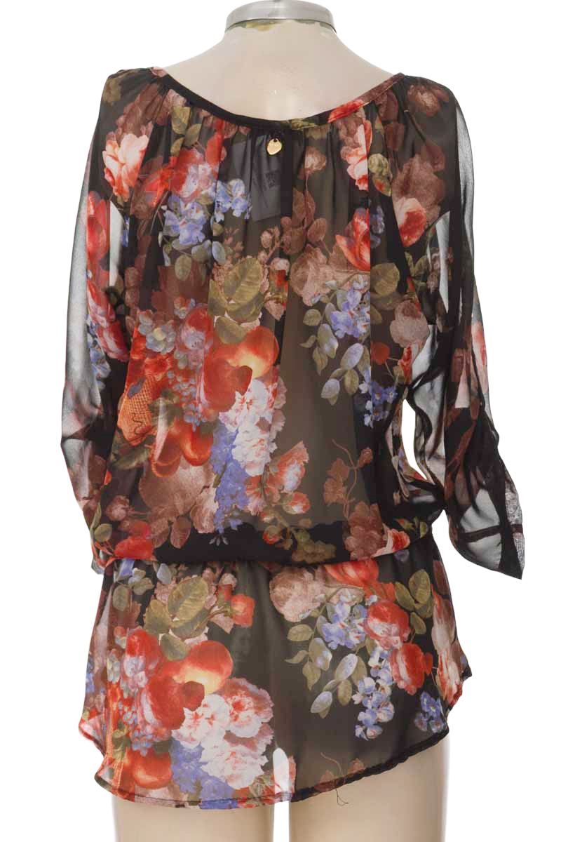 Blusa color Negro - Studio F