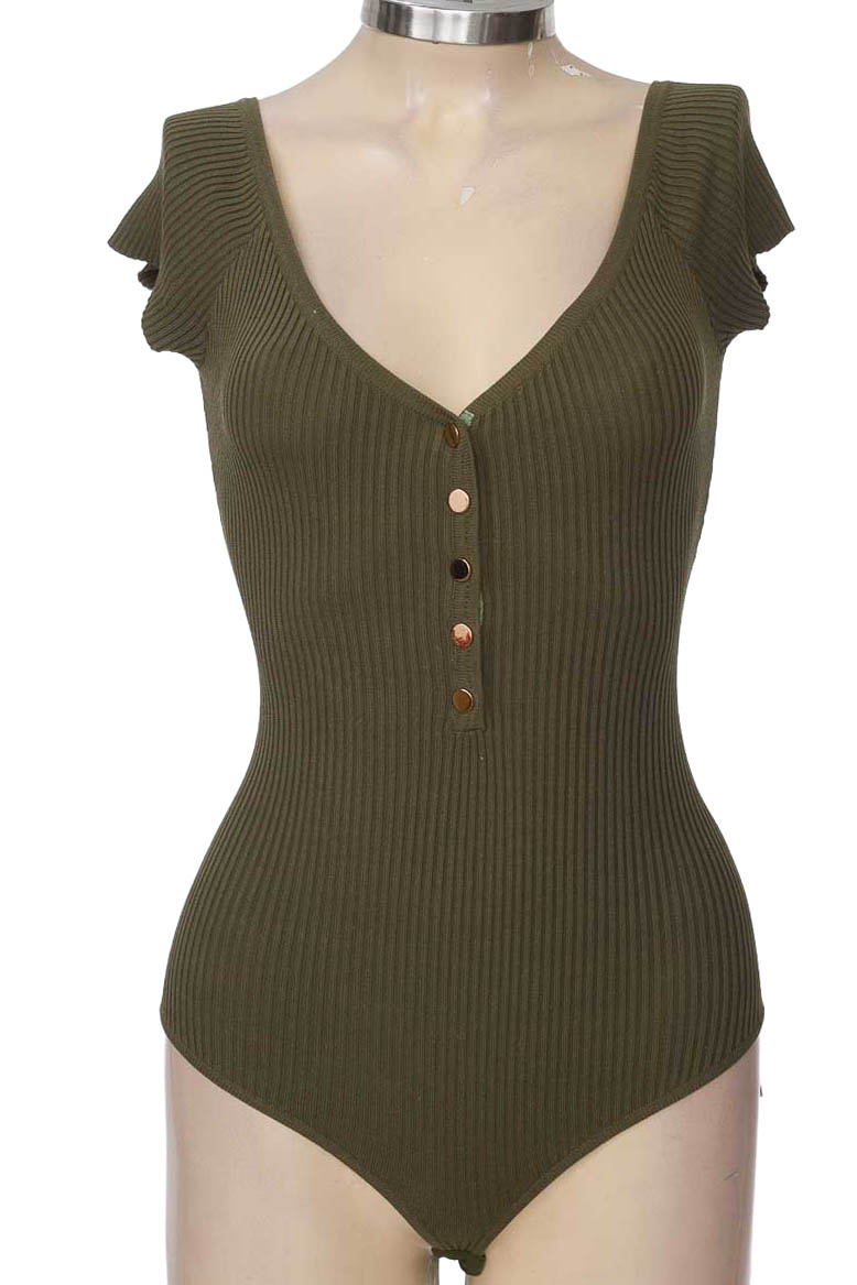 Top / Camiseta color Verde - Studio F