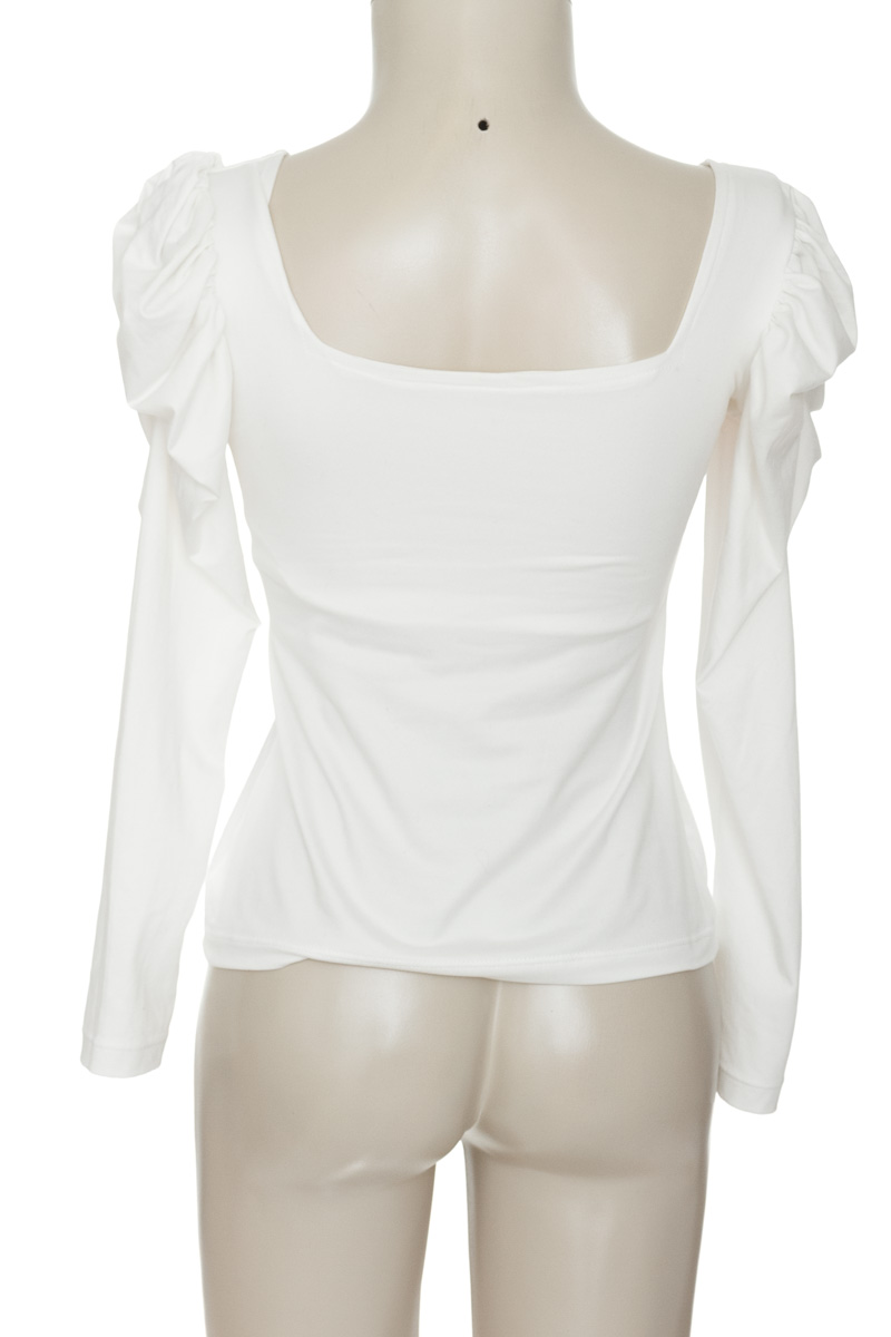 Top / Camiseta color Blanco - Closeando