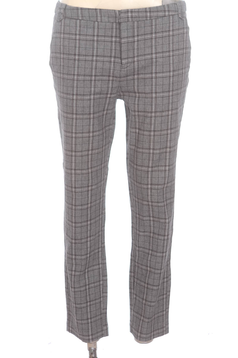 Pantalones color Negro - Gef