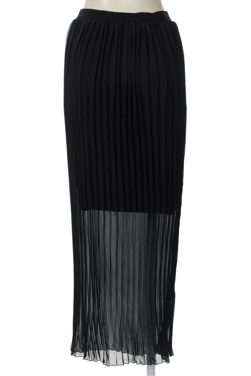 Falda color Negro - Closeando