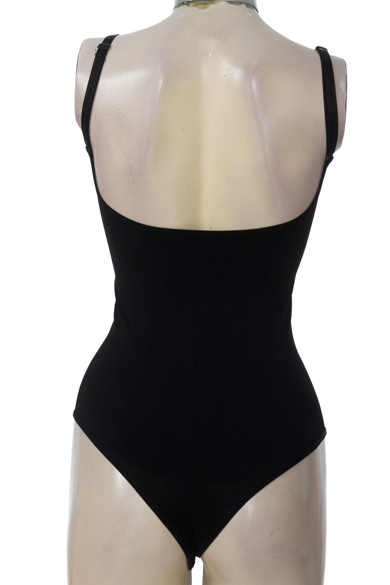 Top / Camiseta color Negro - Maggia