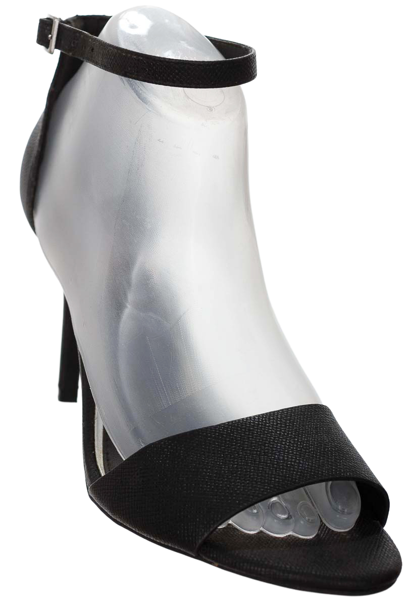 Zapatos color Negro - Bata