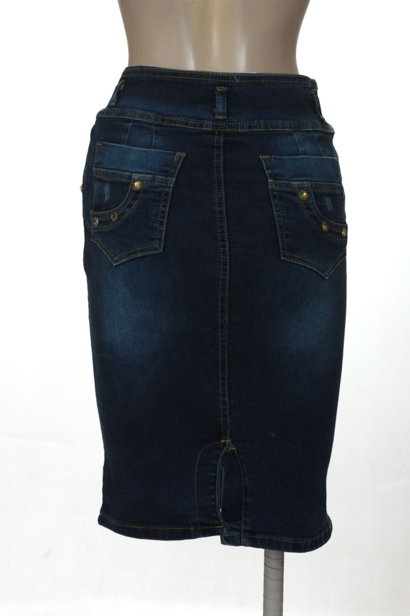 Falda color Azul - Closeando