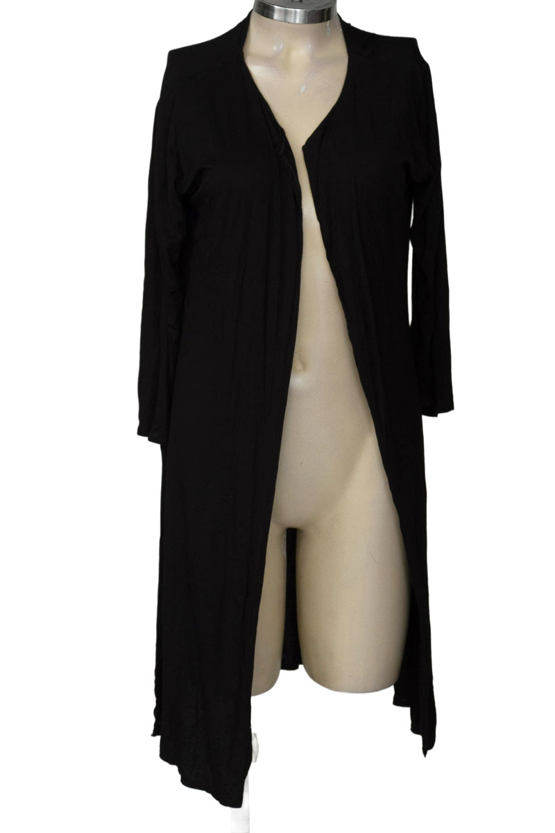 Blusa color Negro - Closeando