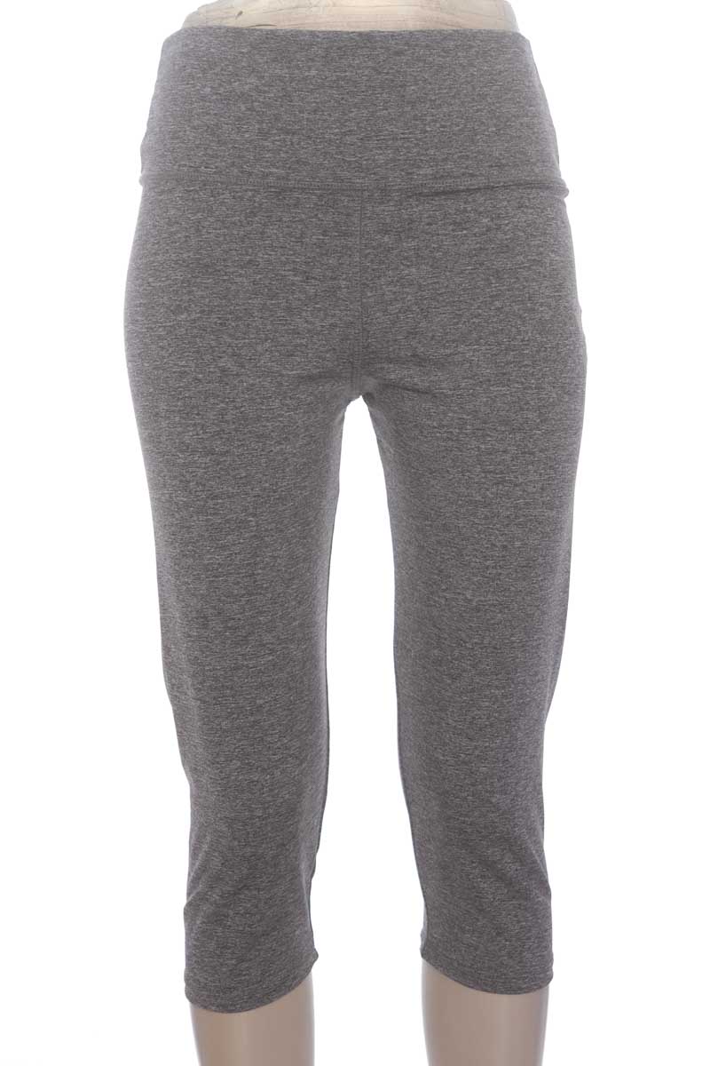 Ropa Deportiva / Salida de Baño color Gris - Bronzini