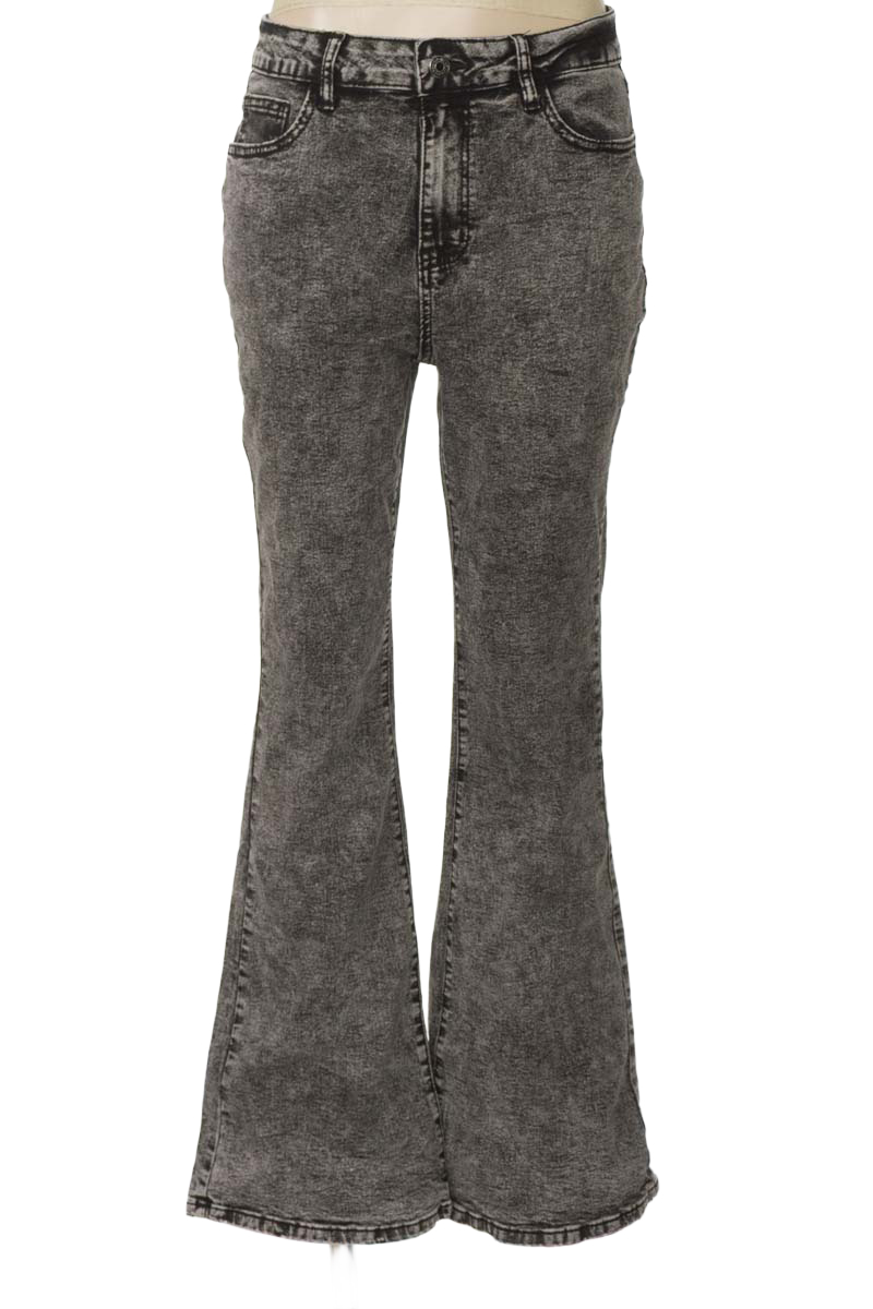 Pantalones color Gris - Closeando