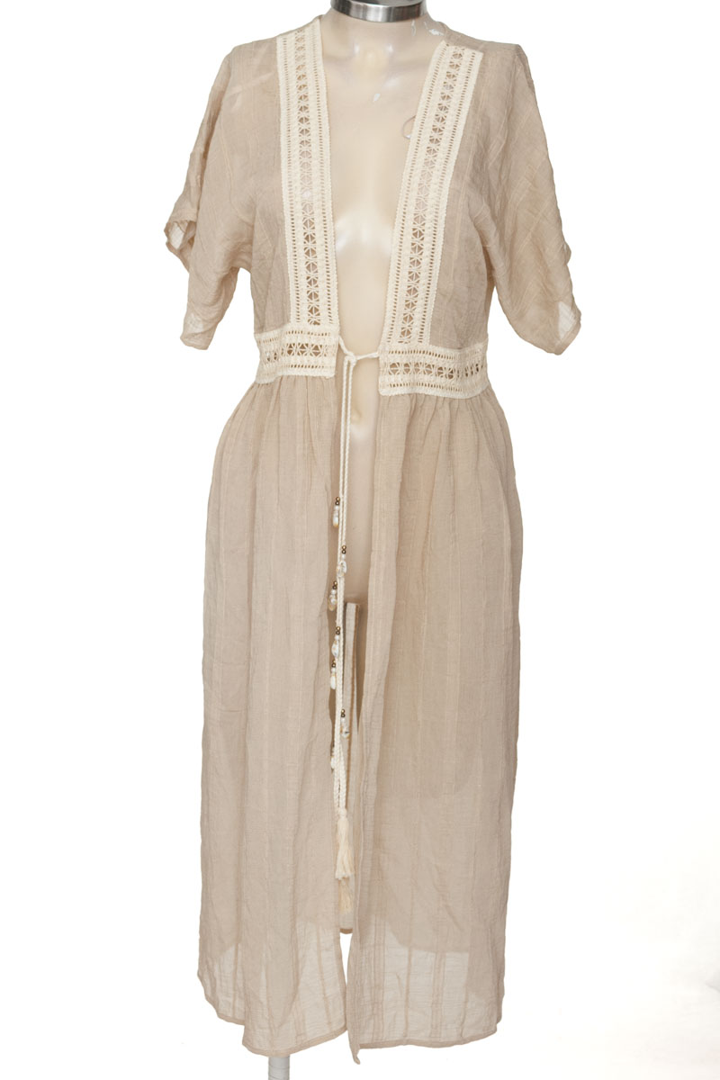 Vestido / Enterizo color Beige - Studio F