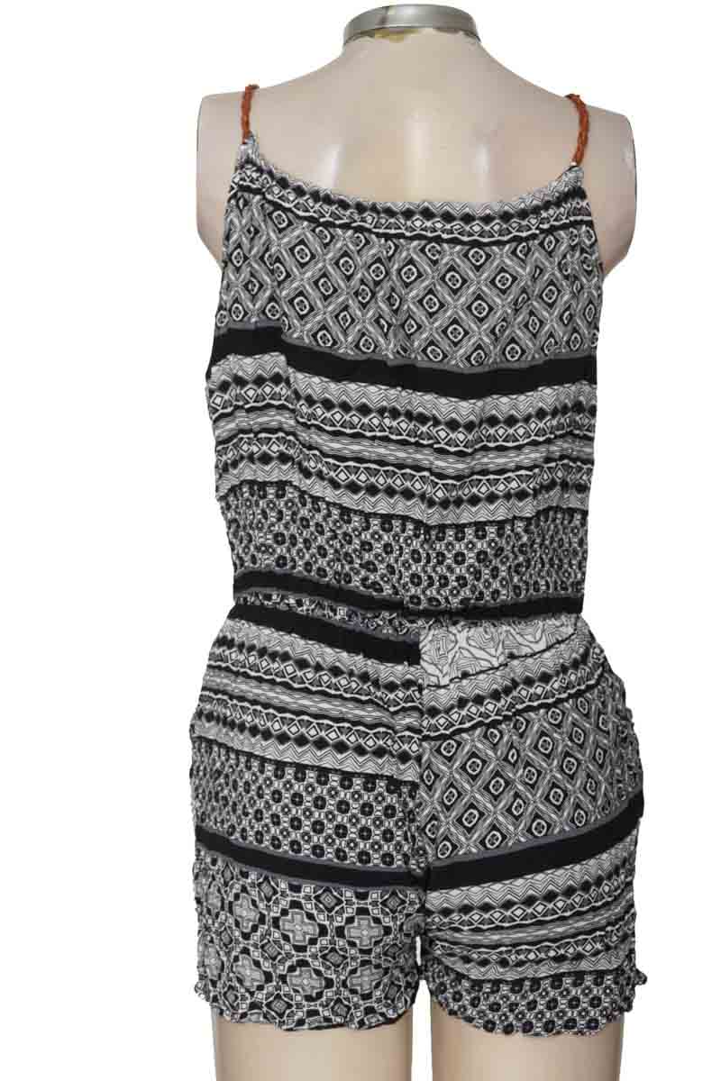 Vestido / Enterizo color Azul - Closeando