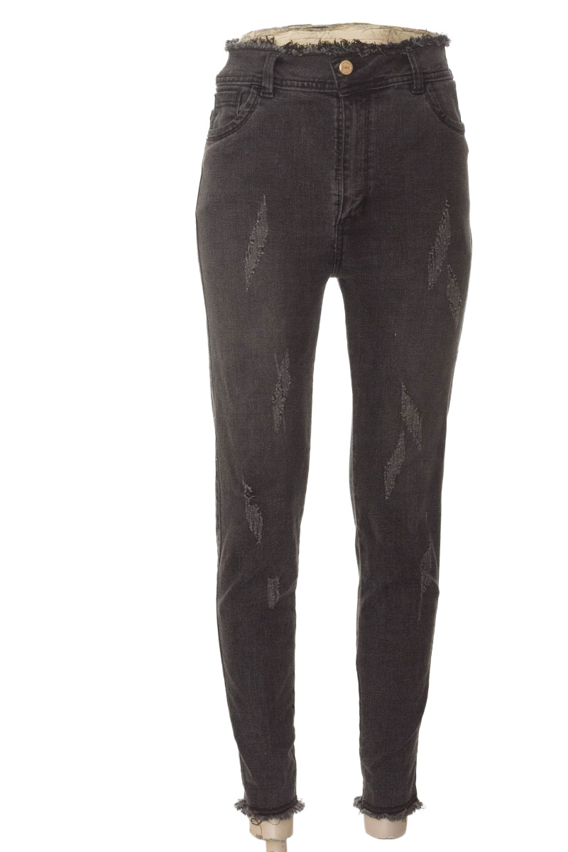 Pantalones color Gris - Closeando