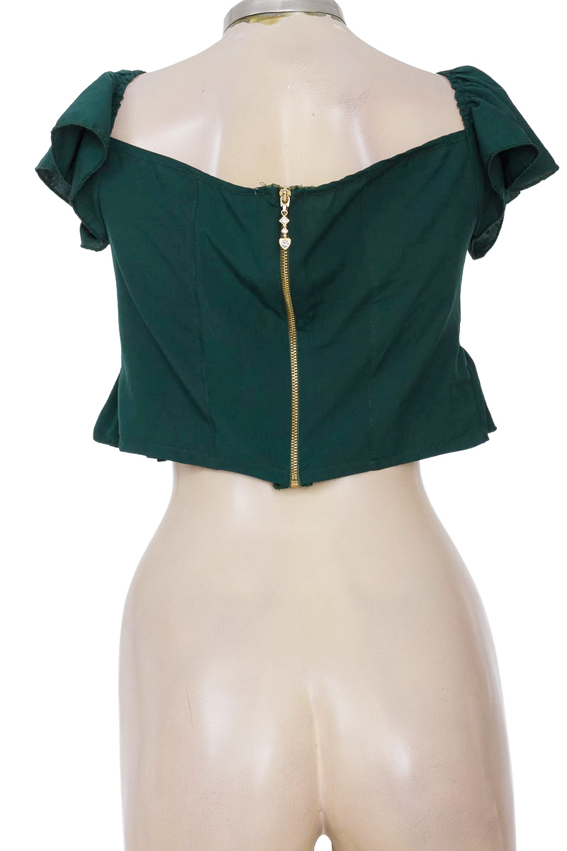 Top / Camiseta color Verde - Mayoristas07