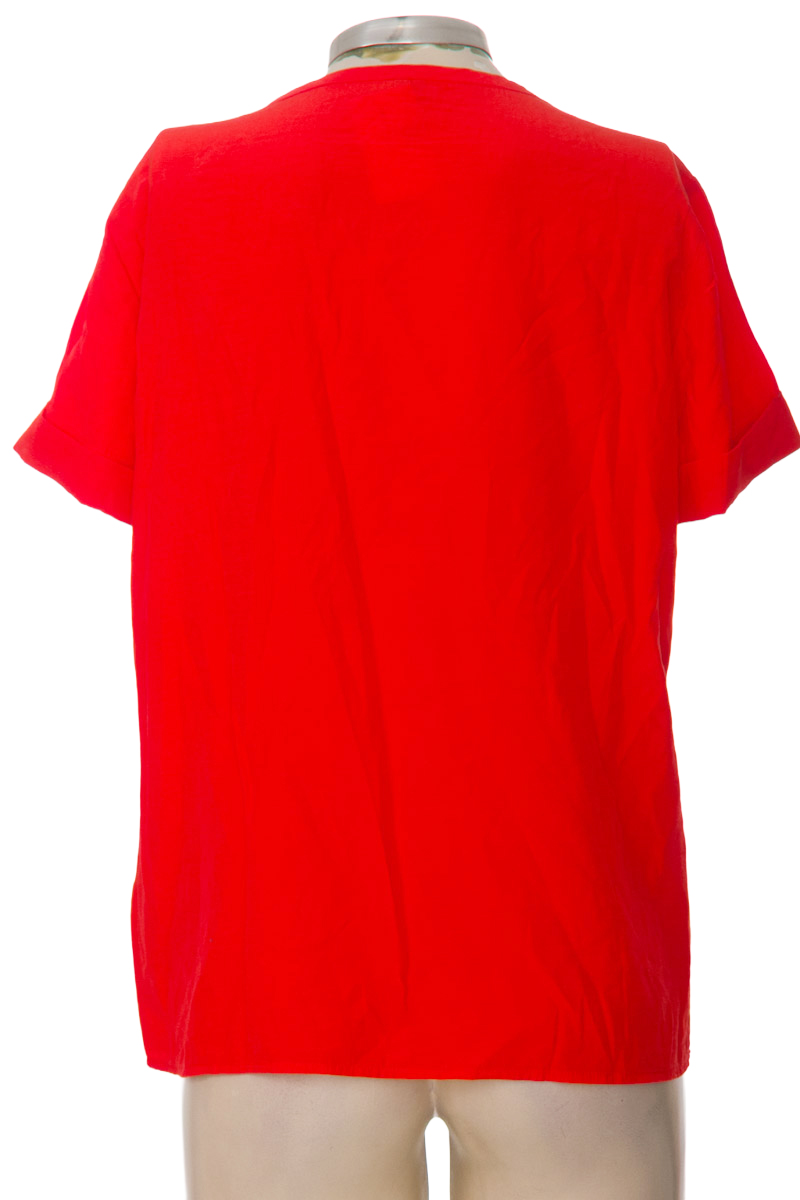 Blusa color Rojo - Stradivarius