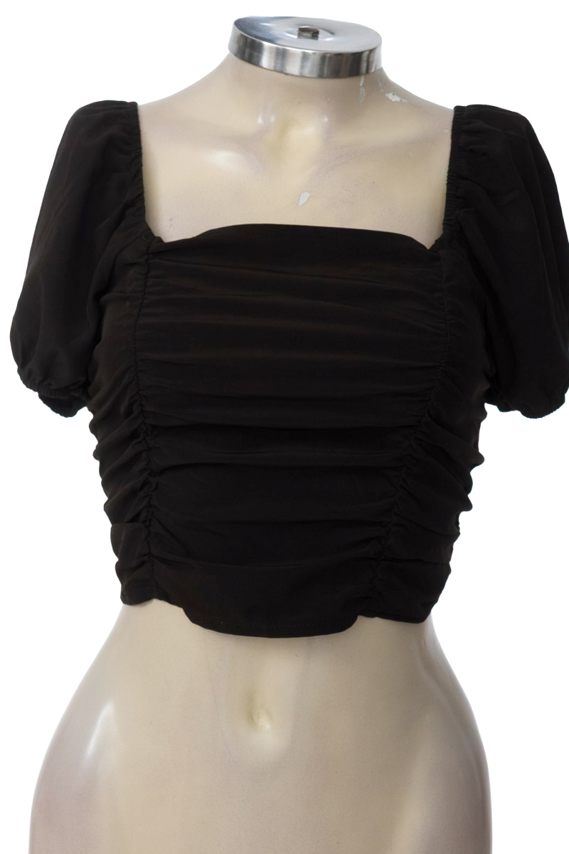 Top / Camiseta color Negro - Believe