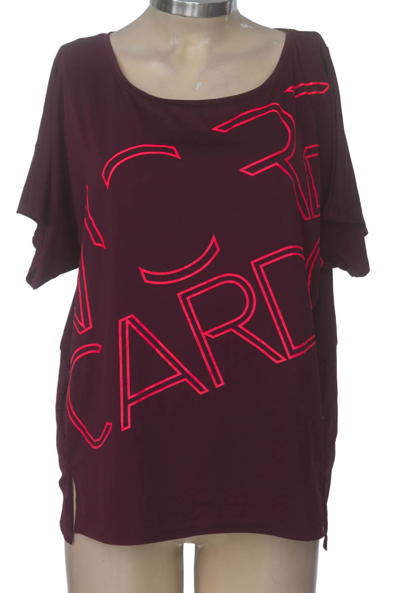 Ropa Deportiva / Salida de Baño color Morado - Domyos