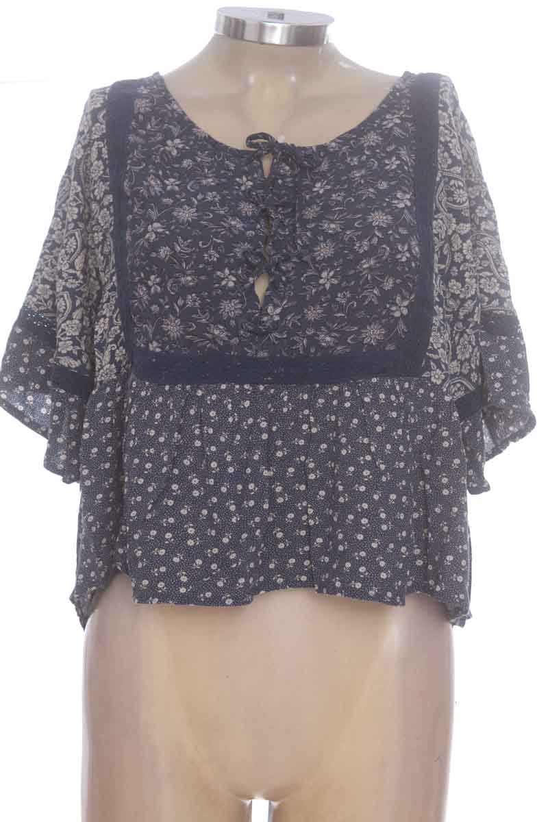 Blusa color Azul - American Eagle