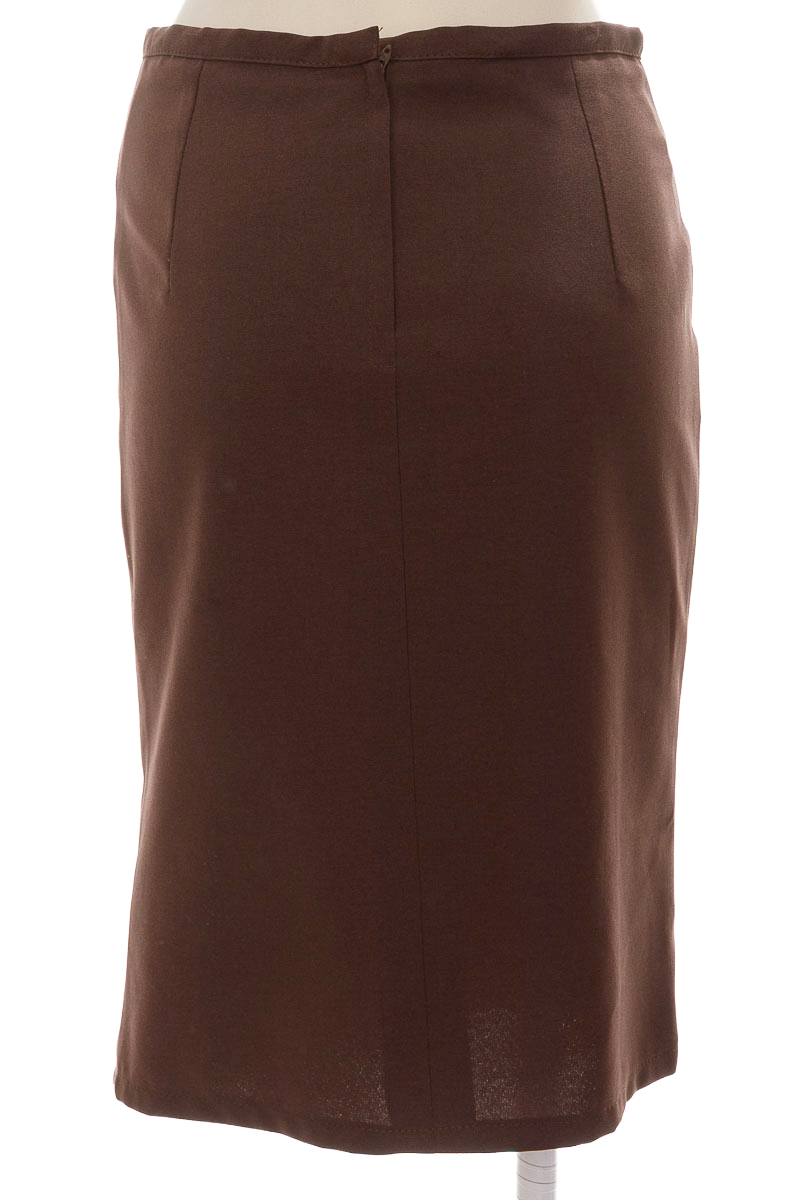 Falda color Café - Closeando