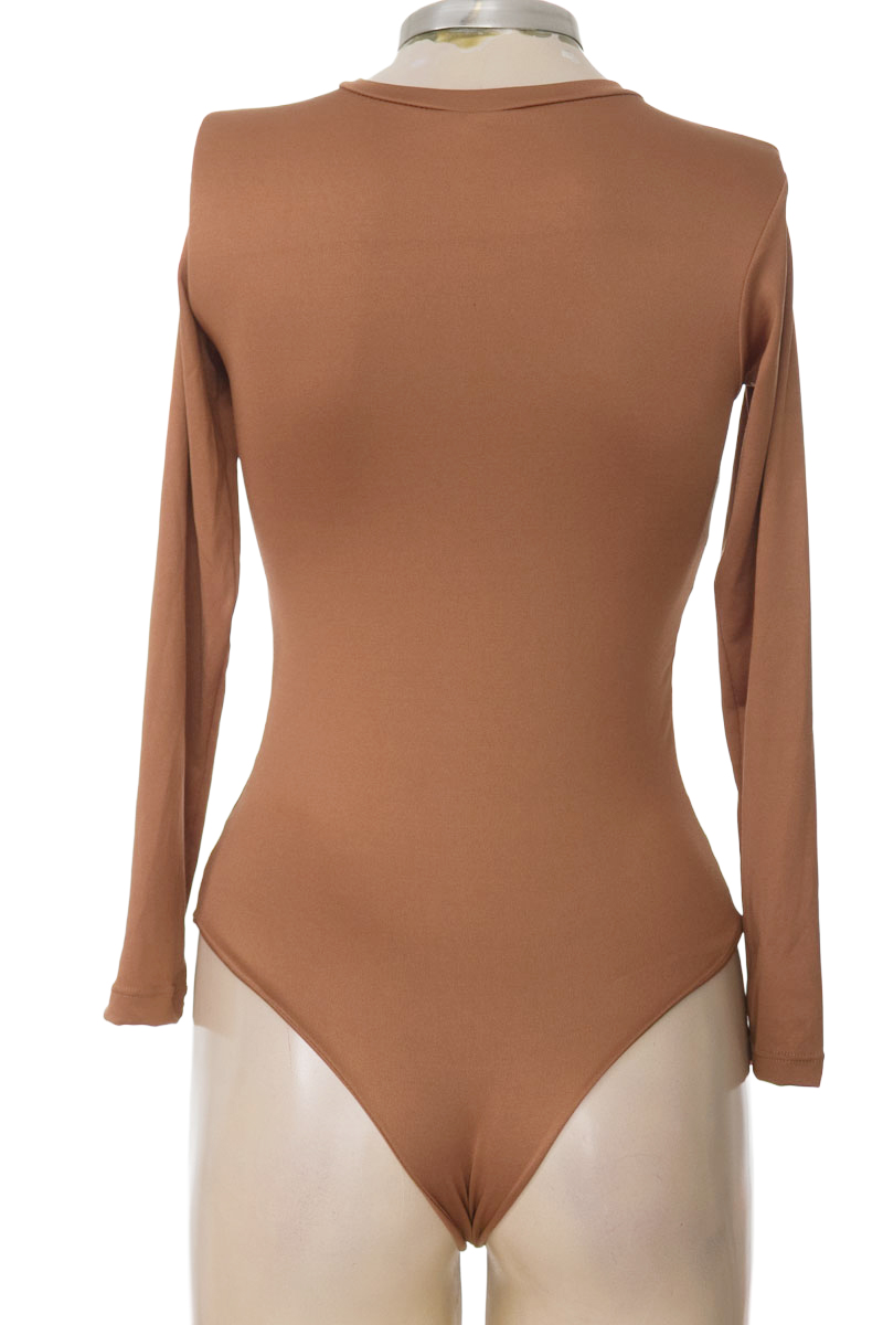 Top / Camiseta color Café - One4Vice