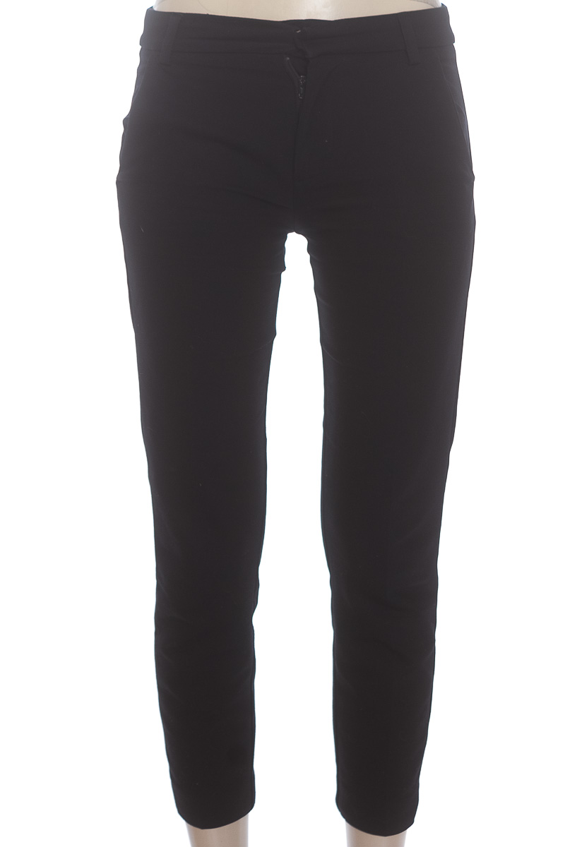 Pantalones color Negro - Bershka