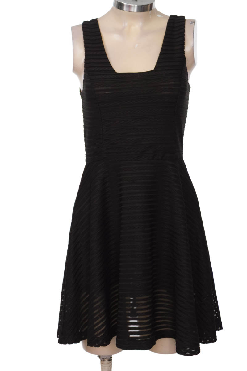 Vestido / Enterizo color Negro - Rose