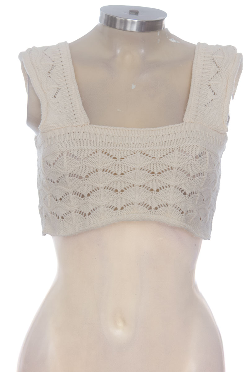Top / Camiseta color Beige - Closeando