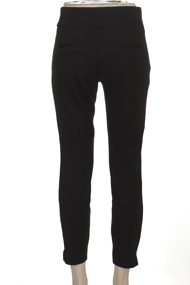Pantalones color Negro - Express