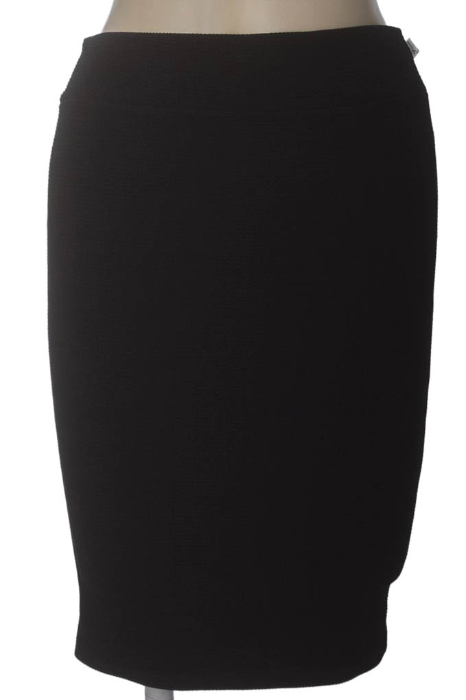 Falda color Negro - Closeando