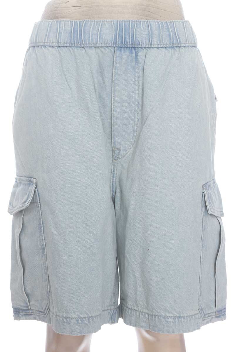 Bermuda - Pantaloneta color Azul - H&M