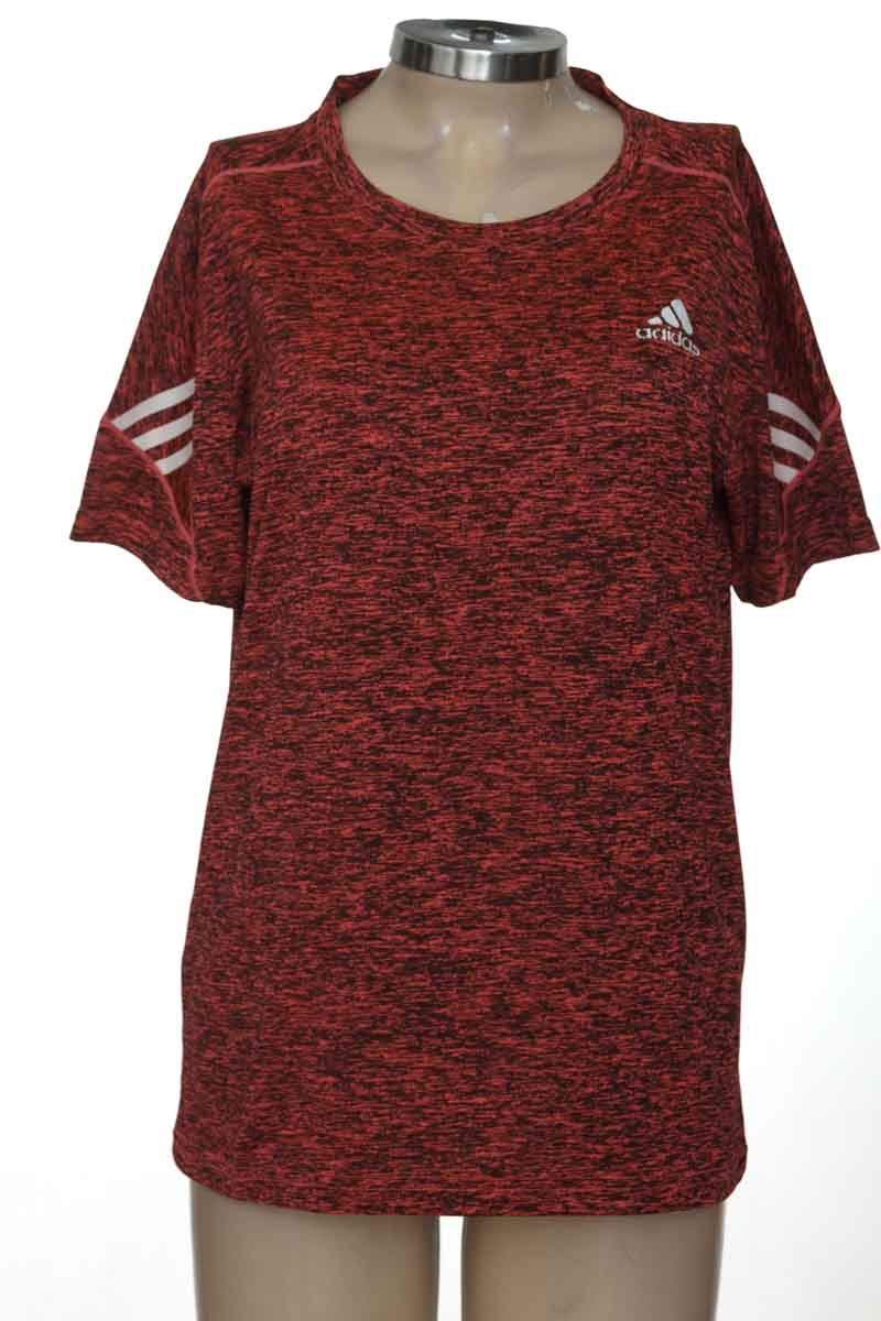 Ropa Deportiva / Salida de Baño color Rosado - Closeando