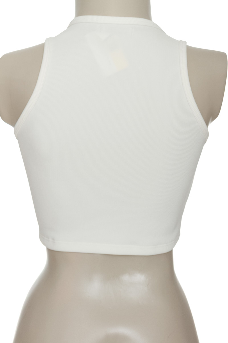Top / Camiseta color Beige - Agybo