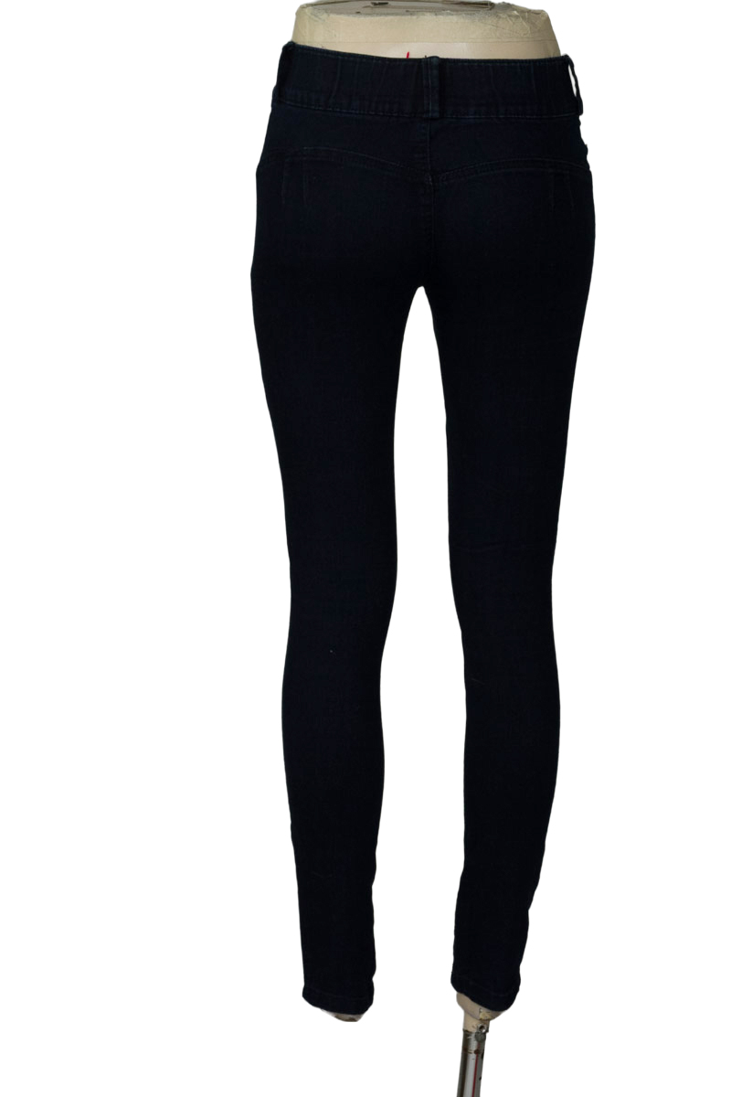 Pantalones color Azul - Bershka