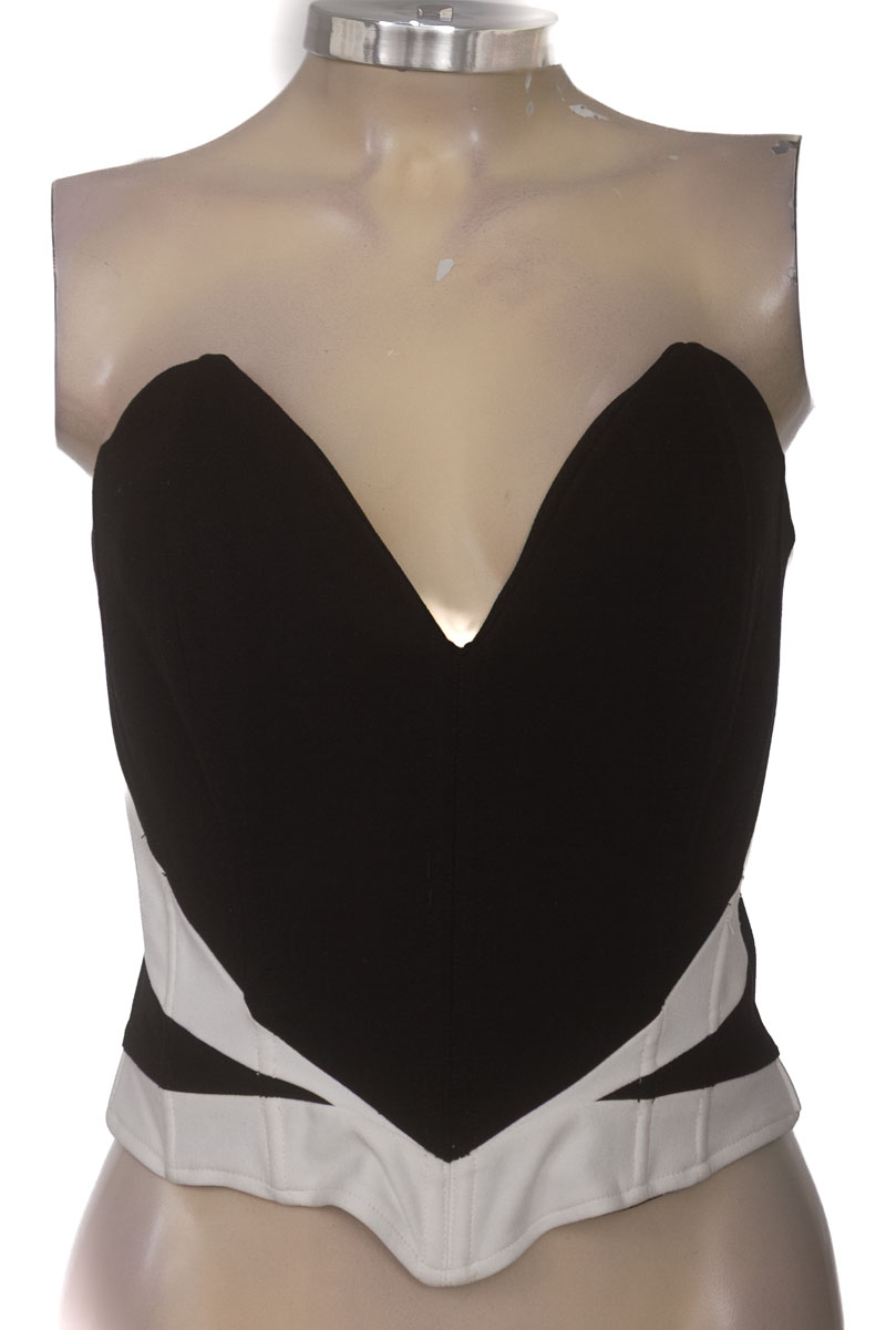 Top / Camiseta color Blanco - Closeando