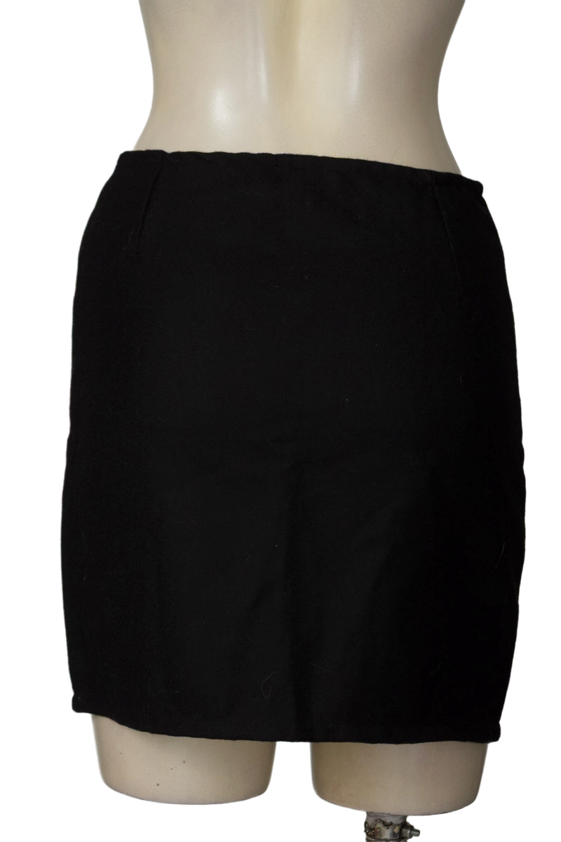 Falda color Negro - Closeando