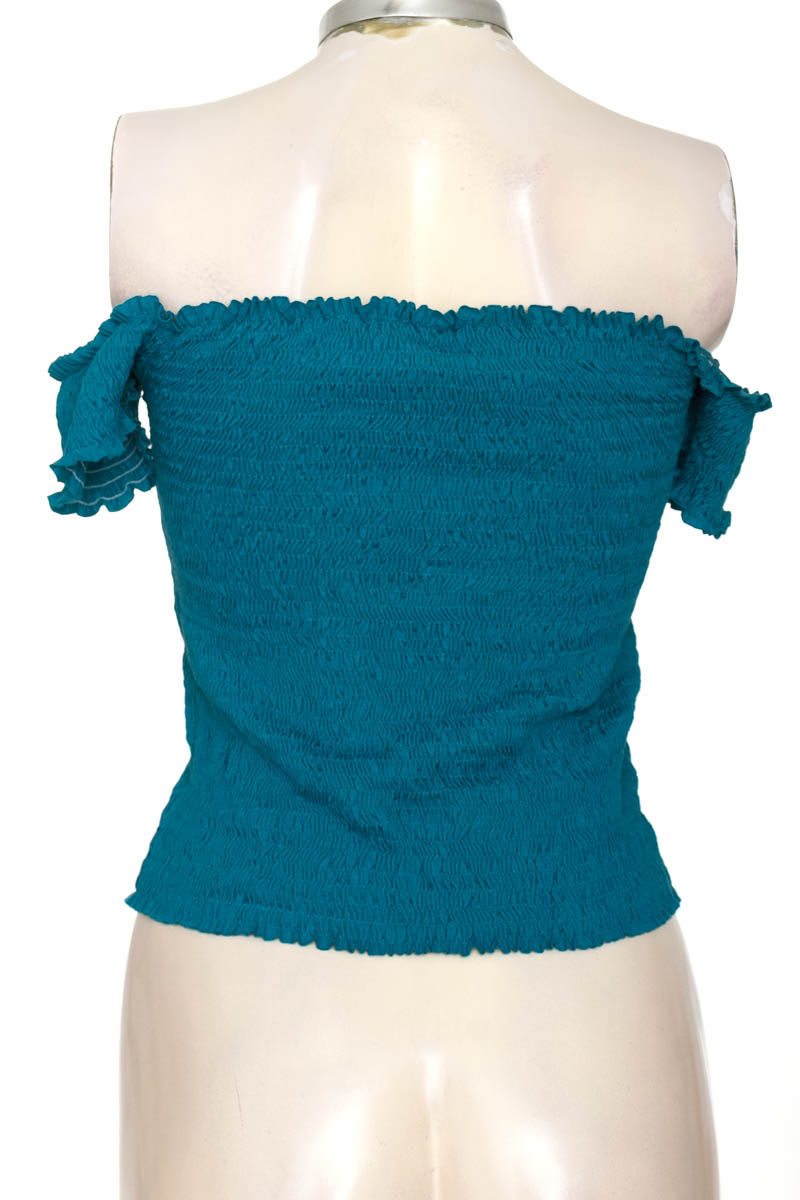 Top / Camiseta color Verde - Closeando
