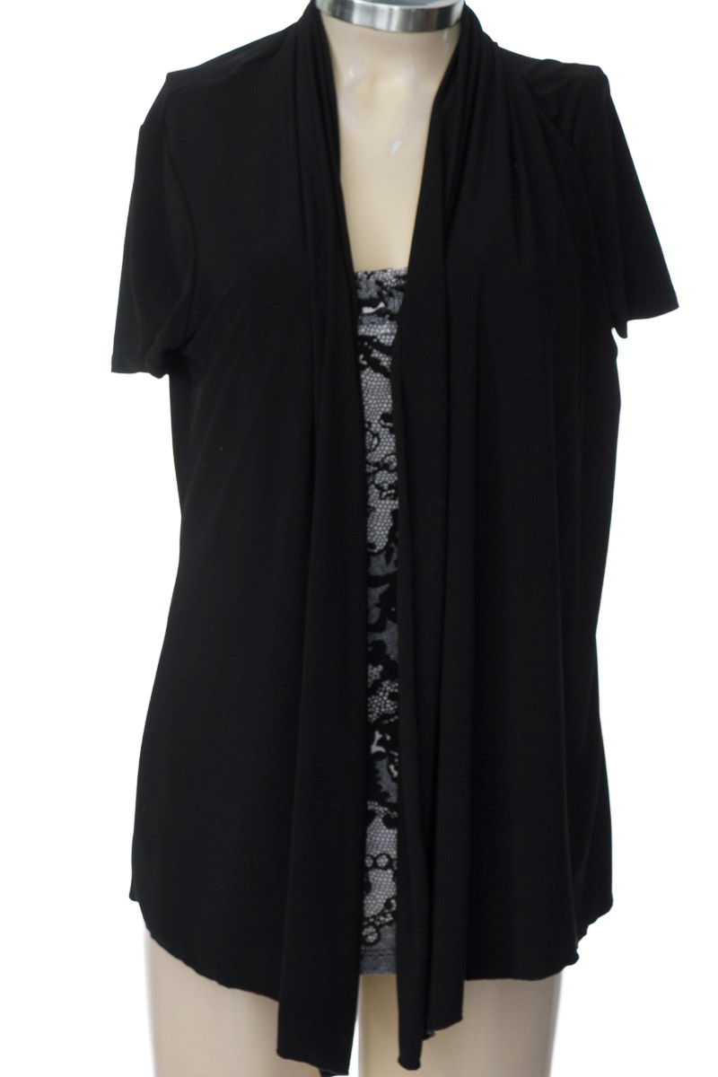 Blusa color Negro - perseption Petite