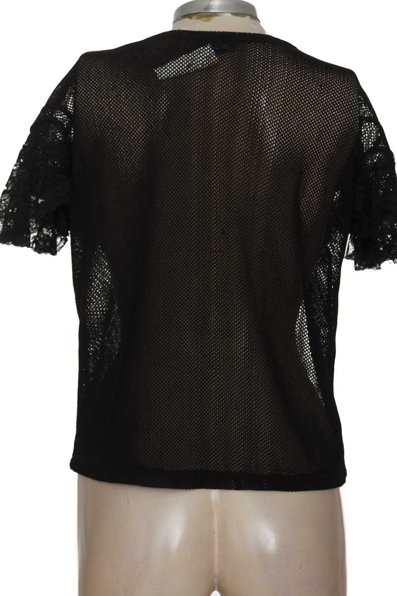 Top / Camiseta color Negro - Zara