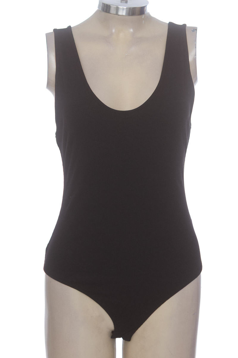 Top / Camiseta color Negro - H&M